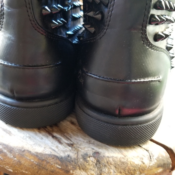 MEN ANKLE SPIKE NOOTS BY LOUIS VUITTON - Picture 4 of 7